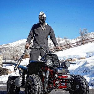 Meet your Posher, Jeremiah